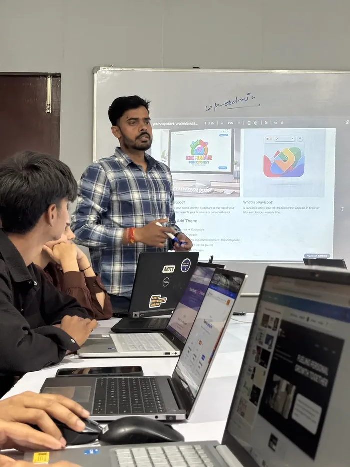 Students completing practical course modules at Digi Vidyarthi digital marketing institute Varanasi